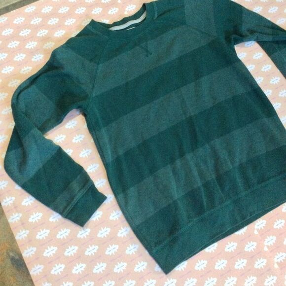 Green Sweater Crewneck - Picture 5 of 16